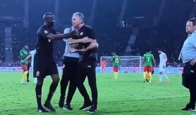 SUDIJA JEDVA IZVUKAO ŽIVU GLAVU! Keiroš odlepio, vikao, hteo da bije arbitra! (VIDEO)