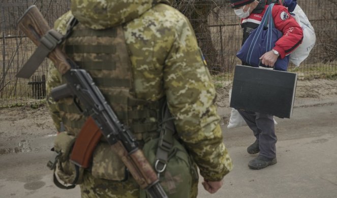 Panika, situacija se brzo pogoršava! Australija EVAKUIŠE osoblje iz AMABSADE U KIJEVU!