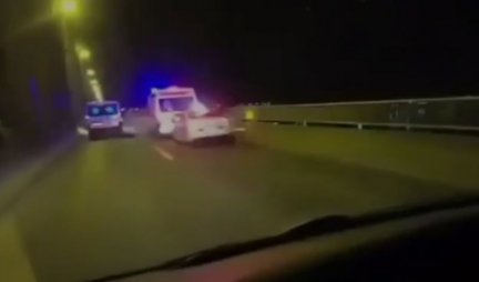 DRAMA NA PANČEVCU! Preti da će se baciti s mosta, na terenu policija i hitna pomoć! (VIDEO)