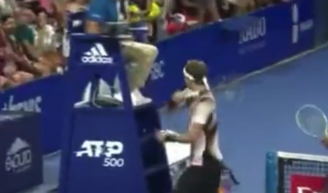 SKANDAL!  Zverev DISKVALIFIKOVAN sa turnira u Akapulku! Nemac krenuo reketom na sudiju, pa počeo da udara... ! (VIDEO)