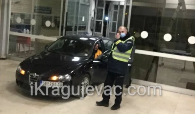 KOLIMA ULETEO U BOLNICU UNEZVEREN  OD ALKOHOLA! Zabazeknutim policajcima dao je neverovatno objašnjenje (FOTO)