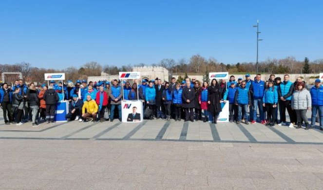 SADA JE RED DA GLEDAMO JOŠ DALJE U BUDUĆNOST! Vladimir Orlić, Jelena Žarić Kovačević i Zoran Tomić posetili su danas Nišavski okrug! (FOTO, VIDEO)