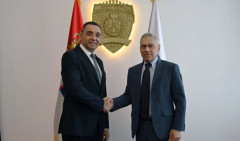 Srbija nikada neće biti deo antiruske histerije! Ministar Vulin se sastao sa ambasadorom Ruske Federacije!