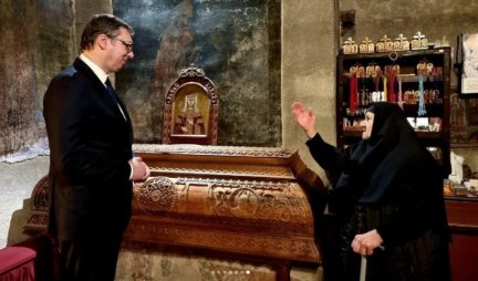 BESKRAJNO ZAHVALAN NA GOSTOPRIMSTVU... Objavljene fotografije posete predsednika Vučića manastiru Ljubostinji i grobu svete mučenice kneginje Milice!