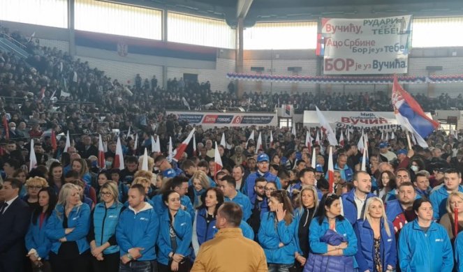 PA, ČIME DA DOĐU, MAJKE TI? BMW PETICOM, SEDMICOM? Vučić u Boru: Baš me briga šta će da kažu, mi ćemo da gradimo puteve bolnice...