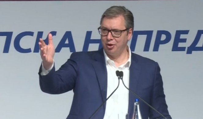 NOVI SPOT VUČIĆA ODUŠEVIO GRAĐANE!  Da se borimo za svoju Srbiju, da je volimo i guramo napred! (VIDEO)