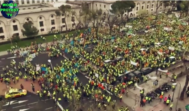U ŠPANIJI 4 DAN ZAREDOM BLOKIRANI PUTEVI! Protesti transportnih radnika se nastavili! (FOTO) (VIDEO)