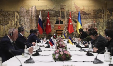 Korak ka miru! Detalji uspešnih pregovora delegacija Kijeva i Moskve u Istanbulu! Ukrajina odustala od NATO!