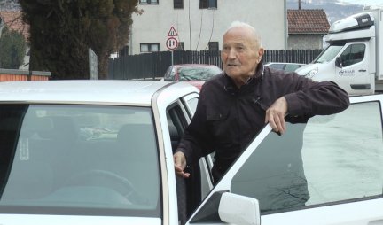 NEMA PRODUŽETKA DOZVOLE ZA DEDA TIKU (94)! Najstariji aktivni vozač u Srbiji ključeve "mercedesa" okačio o klin
