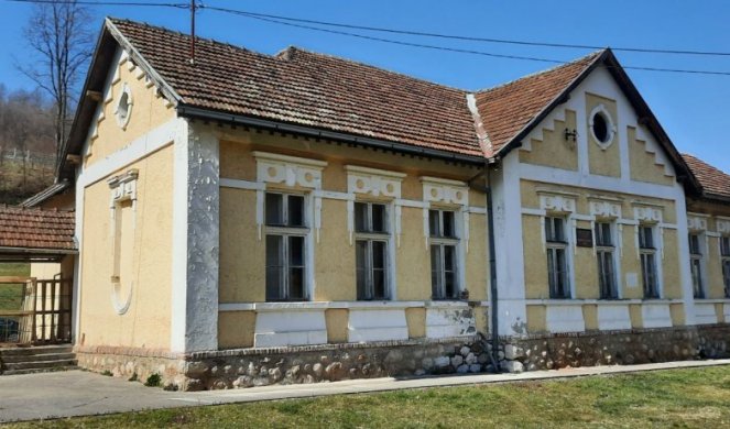 GRADI SE PRVI MUZEJ ĆIRILICE KOD BAJINE BAŠTE! U blizini srpske svetinje ponovo će biti ISPISANA ISTORIJA! Zgrada stare škole postaće jedinstvena u Evropi (FOTO)