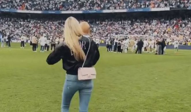 PRESLATKO! Sin Luke Jovića slavio sa tatom titulu na SANTJAGO BERNABEU! Sofija blistala! (VIDEO)