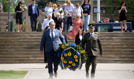 Volimo i tražimo mir! Predstavnici ambasade Ukrajine obelezili pobedu nad fasizmom