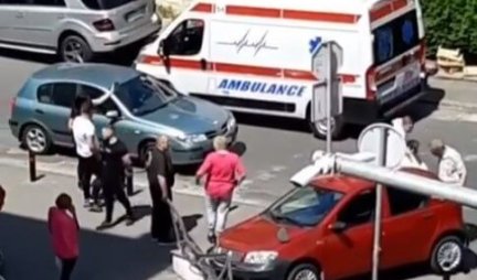 SAOBRAĆAJNA NEZGODA NA ZVEZDARI! Automobil udario u banderu za električnu rasvetu POVREĐENA ŽENA (VIDEO)