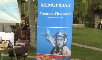 ODRŽAN MEMORIJAL HEROJA MILENKA PAVLOVIĆA: Aviokompanija Air Pink dala novčanu donaciju, njeni piloti učestvovali u preletu u čast pukovnika poginulog tokom NATO bombardovanja!