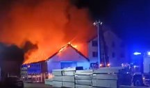 VELIKI POŽAR U VETERNIKU! Gori auto centar, vatrogasci pokušavaju da obuzdaju plamen (VIDEO)