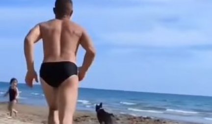 BRZ KAO RAKETA! Pas se u sekundi otrgnuo od vlasnika i jurnjava plažom je mogla da počne - plakaćete od smeha! (VIDEO)