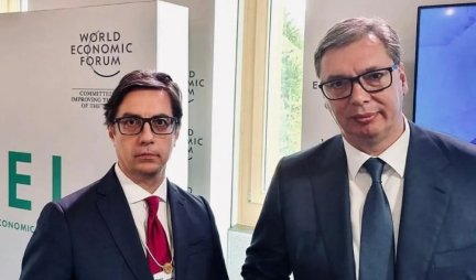 DRAGO MI JE DA SMO DISKUTOVALI O BRATSKIM ODNOSIMA... Predsednik Vučić sa Stevom Pendarovskim!