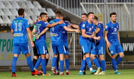 KREĆU SUPERLIGAŠI! Fudbaleri Novog Pazara počeli pripreme za sezonu 2022/23.