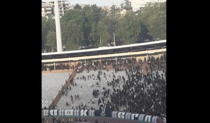 HAOS NA JUGU! Za vreme "večitog derbija" došlo do tuče između pristalica Partizana! (VIDEO)