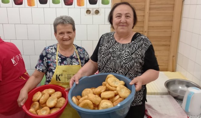 VREDNE IĐOŠANKE ISPEKLE 600 KROFNI! Za slatki poduhvat imale su VAŽAN RAZLOG (FOTO)