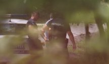 UBICA SESTRIĆA DOVEDEN NA MESTO ZLOČINA! Policija još uvek obavlja uviđaj u kući brutalnog ubistva u Rakovici