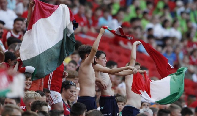 NEOBIČNA ODLUKA UEFA! Mađarima dozvoljeno da koriste zastavu Velike Mađarske