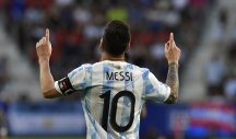 NEVEROVATNO! Mesi postigao pet golova za Argentinu, ovako nešto se retko viđa! (VIDEO)