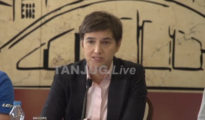 BRNABIĆ DOPO UNA CONVERSAZIONE CON I LAVORATORI FIAT!  Domani iniziano le iscrizioni, queste sono le condizioni per lavorare all’estero!