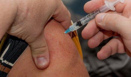 U SRBIJI VELIKI BROJ OBOLELIH OD RAKA GRLIĆA MATERICE! HPV vakcina to može da spreči - Lekari objasnili sve što treba da znate o imunizaciji