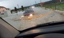 POTOP U NIŠU, NEVREME IZAZVALO HAOS! Voda nosila automobile, padao grad veličine lešnika (VIDEO/FOTO)