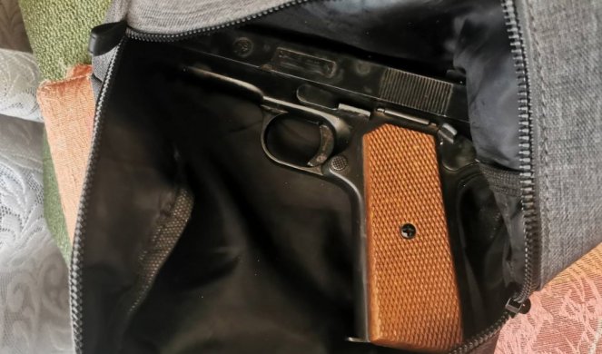 Holanđanin uhapšen na Preševu: Policija pronašla pištolj i municiju u njegovom autu