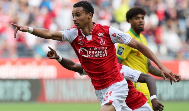 REAL NAPOKON PRONAŠAO IGRAČA KOJI ĆE BITI RAME UZ RAME SA BENZEMOM! Madriđani zaboravili na Mbapea i Halanda!