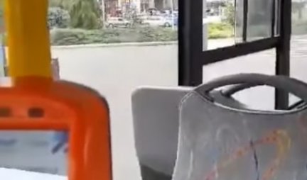 OVAKVO BEKSTVO JOŠ NISTE VIDELI! Žena iskače kroz prozor autobusa, narod ŠOKIRAN: "Ne verujem šta gledam" (VIDEO/FOTO)
