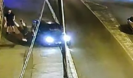 UŽAS U NASELJU BRAĆE JERKOVIĆ! Automobilom pregazio mladića na trotoaru, ONDA SE DAO U BEKSTVO (VIDEO)
