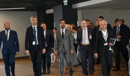 Momirović: Modernizacija beogradskog i niškog aerodroma doneće rast broja putnika i nova radna mesta