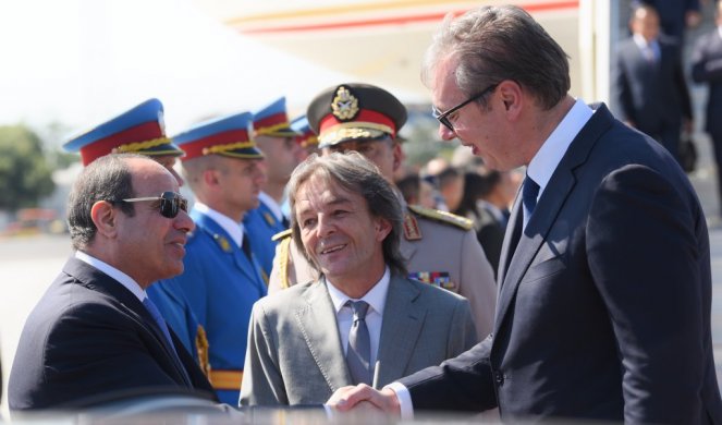 PREDSEDNIK EGIPTA STIGAO U SRBIJU! Vučić dočekao el Sisija na aerodromu, sutra ceremonija u Palati Srbija