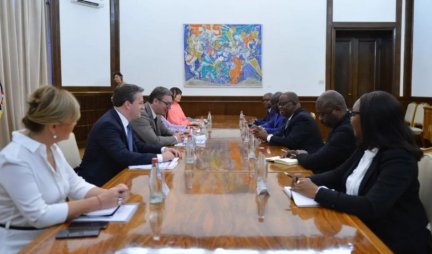 Predsednik Vučić se sastao sa ministrom spoljnih poslova Gabonske Republike Musa-Adamom!