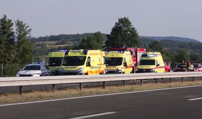 Najmanje 11 poginulih u sletanju autobusa u Hrvatskoj! (VIDEO)