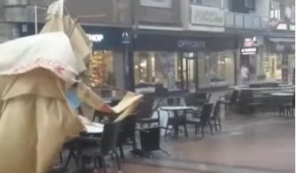 Grad veličine oraha padao u Nišu, jaka kiša poplavila saobraćajnice (VIDEO)