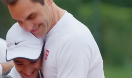 PROBAJTE DA NE ZAPLAČETE! Federer ispunio obećanje i priredio spektakl dečaku koji ovo DO KRAJA ŽIVOTA neće zaboraviti! (VIDEO)