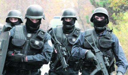 UHAPŠEN SRBIN U GRAČANICI! Kosovska policija bila brutalna prilikom hapšenja