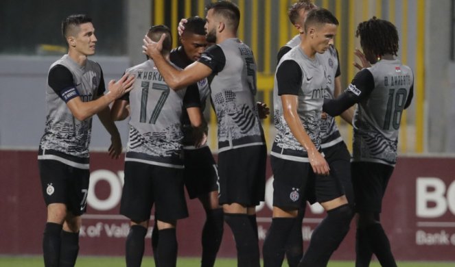 PARTIZAN PREOKRENUO HAMRUN! Ludilo na Malti! Za 10 minuta PALA TRI GOLA! Kapiten slomio, Gomeš DOTUKAO Maltežane! (VIDEO)