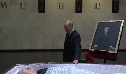 POJAVIO SE SNIMAK, evo kako se Putin oprostio od Gorbačova! Ruski lider, ipak, ne ide na sahranu, Peskov otkrio razlog (VIDEO)