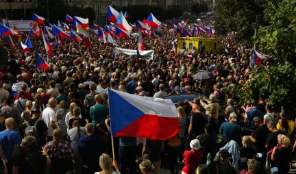DOSTA NAM JE UKRAJINE! Raste nezadovoljstvo u Češkoj zbog krize, demonstranti zahtevaju od vlade DOGOVOR SA PUTINOM!