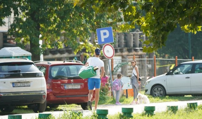 ĐOKOVIĆI UŽIVAJU ZAJEDNO! Evo kako se Novak i Jelena provode sa decom u Beogradu! (FOTO)