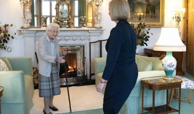 KRALJICA DALA ZELENO SVETLO! Liz Tras i zvanično nova premijerka Velike Britanije!