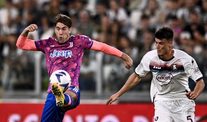 LUDILO U TORINU! Salernitana vodila 2:0, Juventus SPAŠAVAO živu glavu! Četiri CRVENA i PONIŠTEN GOL u 95. minutu! (VIDEO)