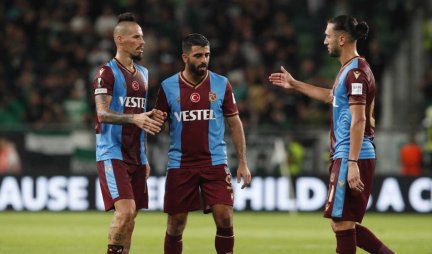 GOLEADA I ŠOK ZA TURKE PRED ZVEZDU! Trabzon pao u 94. minutu! (VIDEO)