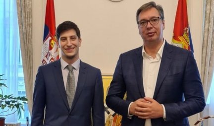 LAV PAJKIĆ: Vučić raskrinkao laži opozicije i pokazao šta znači biti državnik!