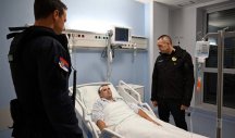 MINISTAR VULIN U POSETI POVREĐENIM POLICAJCIMA: Država Srbija visoko ceni vaš trud i požrtvovanost!